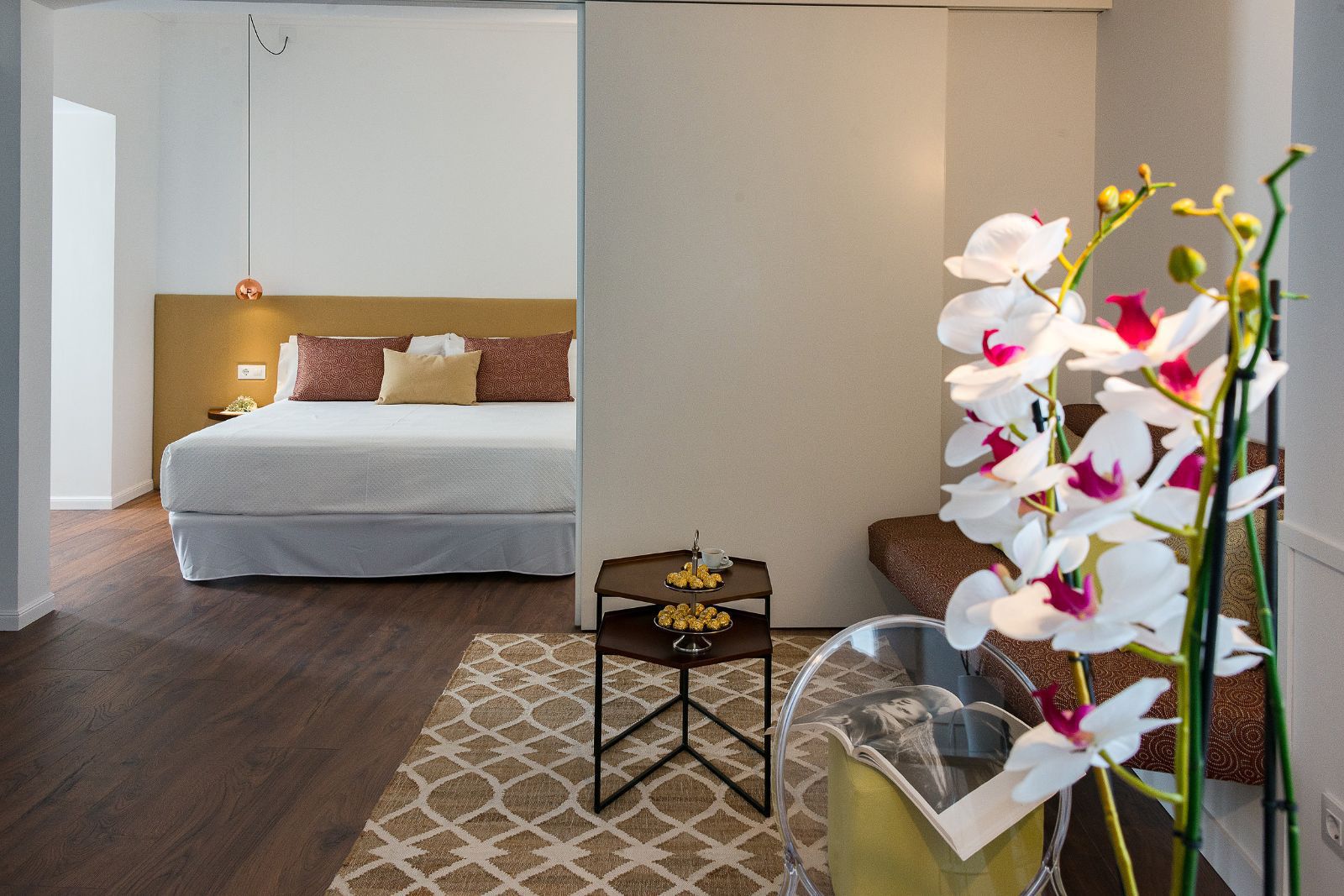 Divina Suites