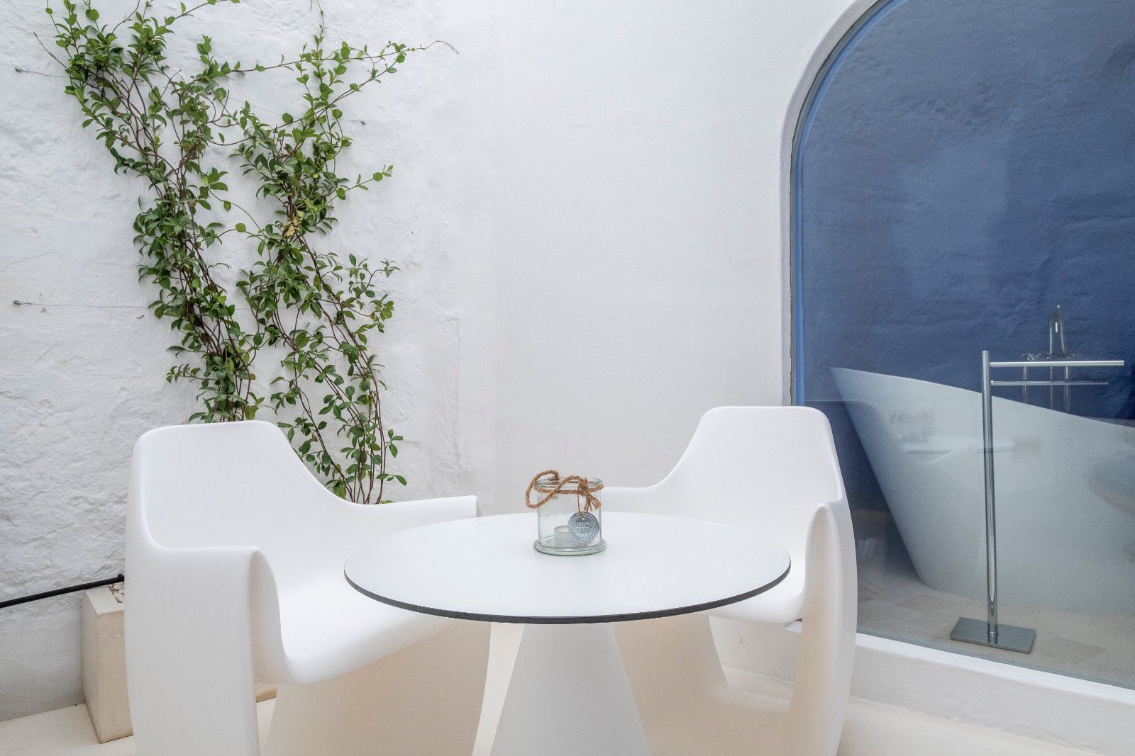 Divina Suites